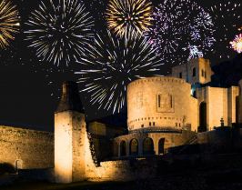 Нова година 2026 в Дуръс, Албания с автобус от София - 3 нощувки, нощен преход